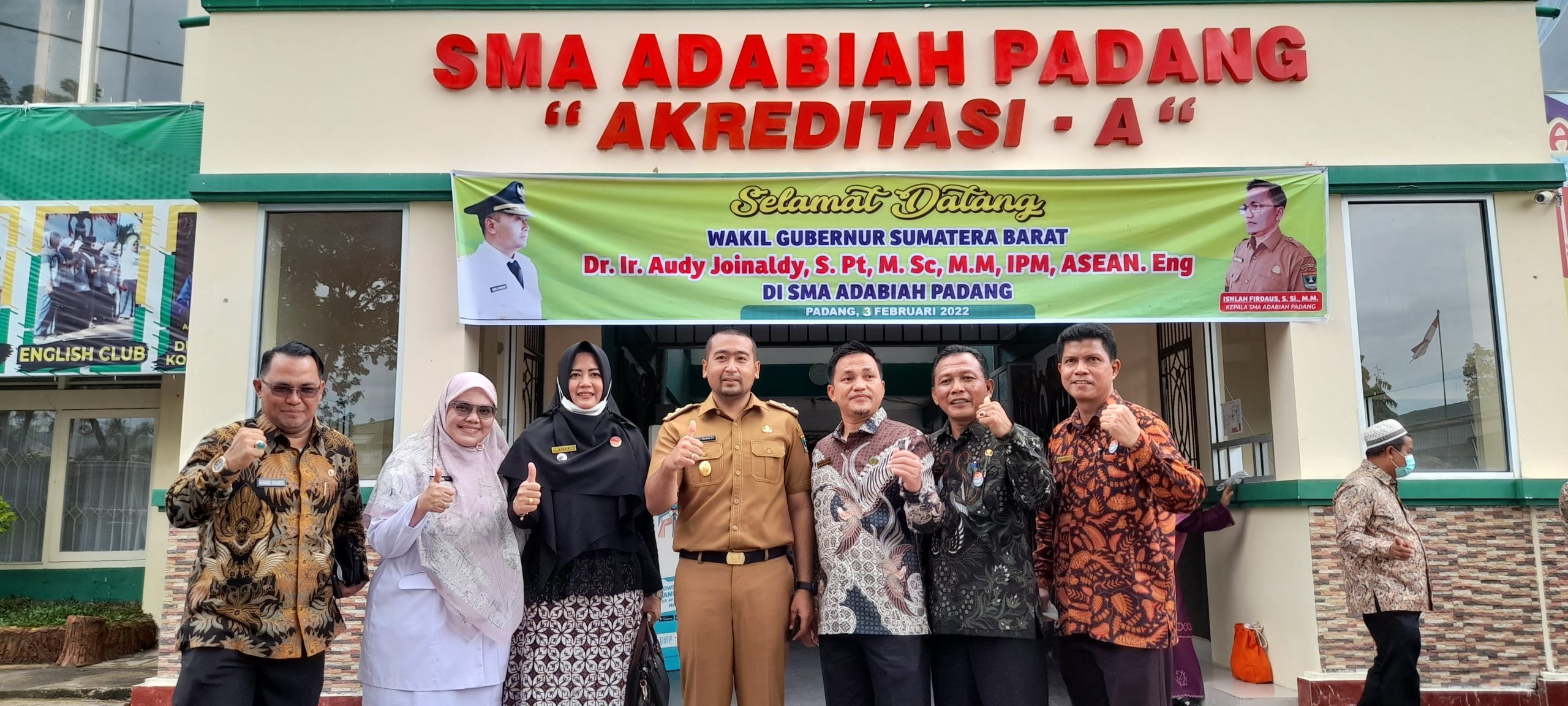Wagub Audy Joinaldy Buka Kegiatan Germas To School di SMA Adabiah Padang